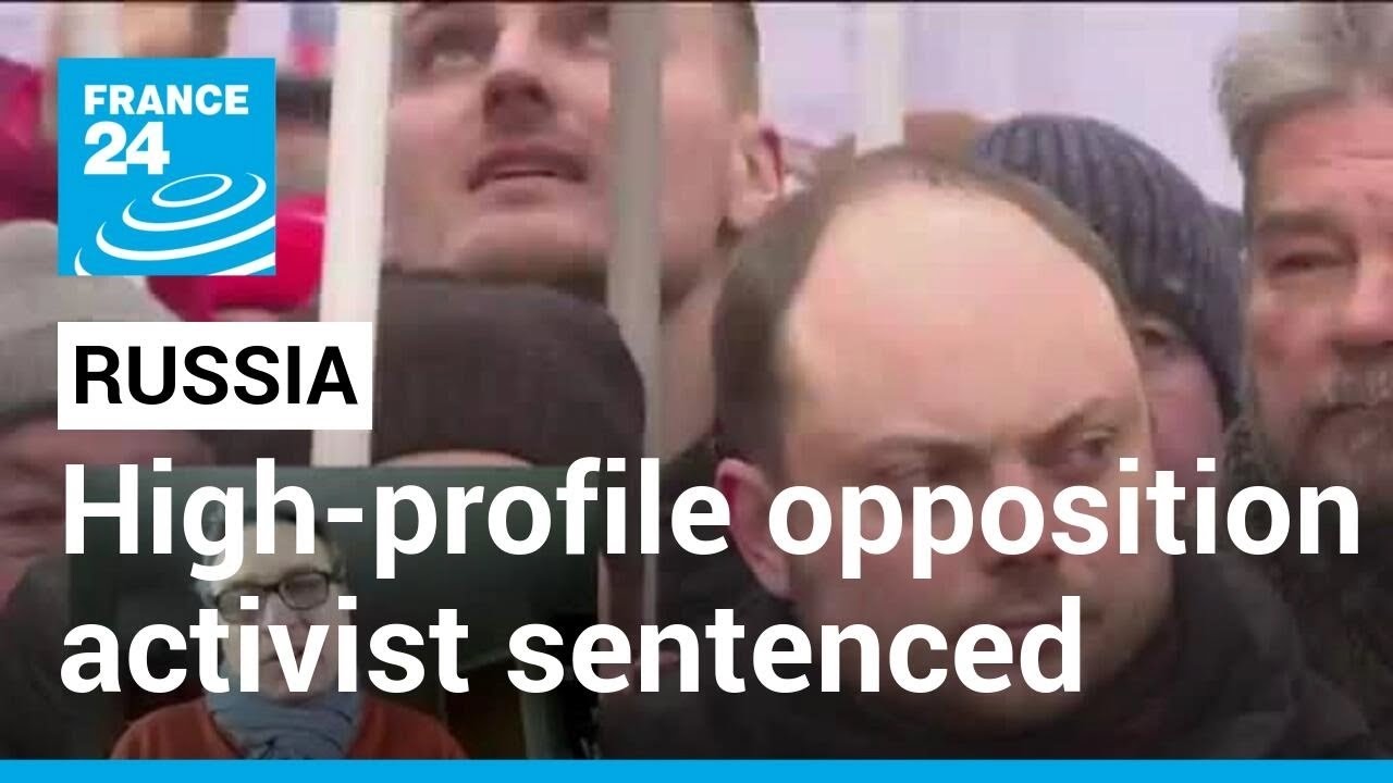 Russian journalist sentenced: Kremlin critic convicted on charges including treason &bull; FRANCE 24