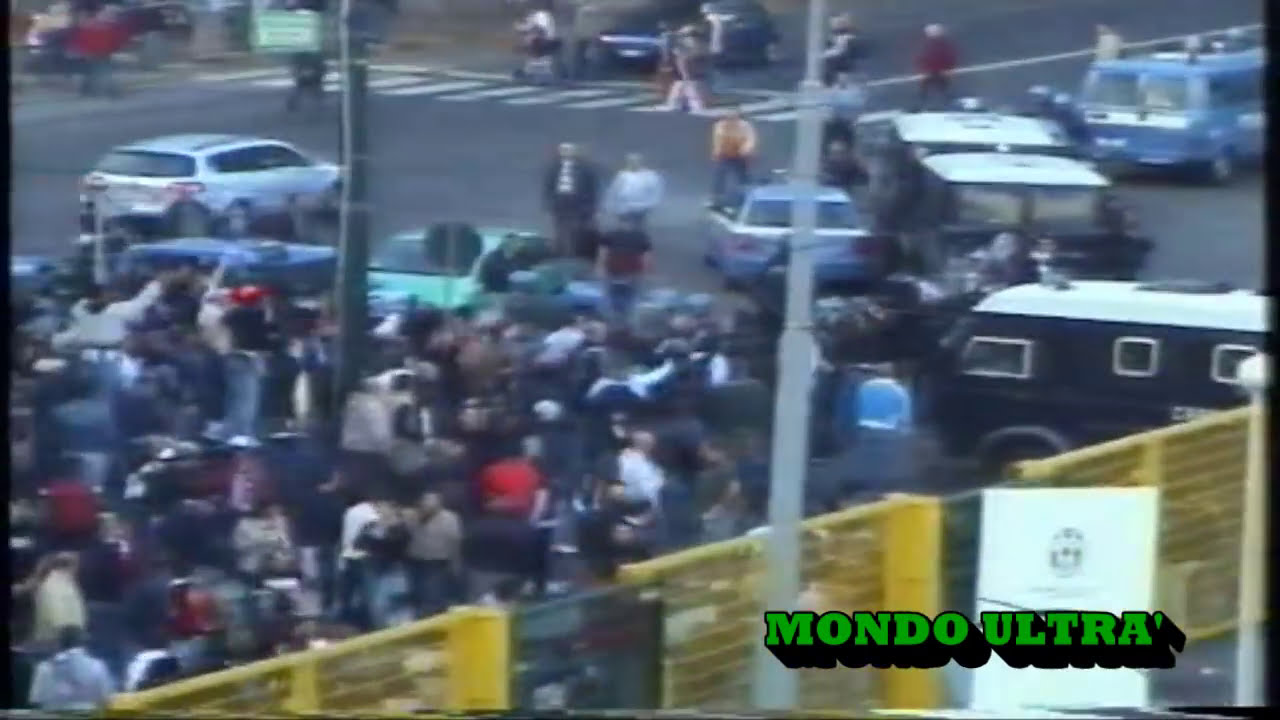 Scontri a Torino tra gli ultras della Juve e del Brescia - Serie B 2006/2007