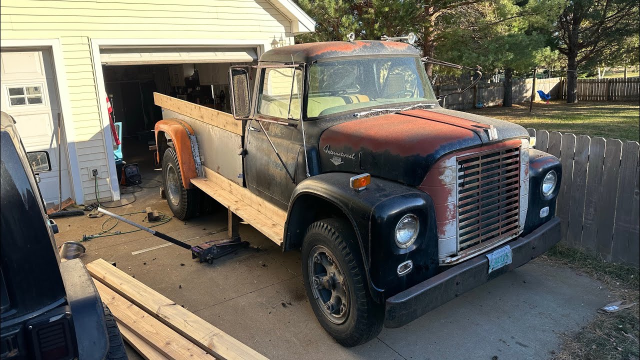 Пикап Loadstar 1600