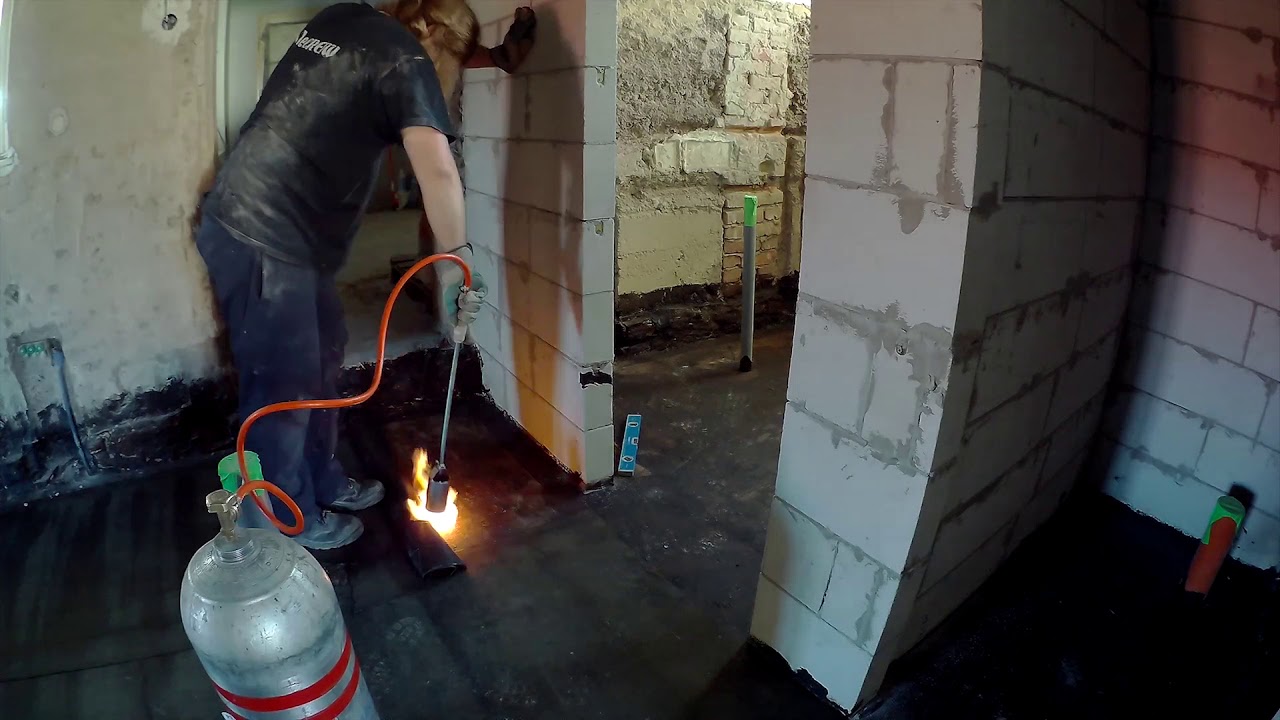 Bitumenes lemez fektetése - talajpára elleni védelem