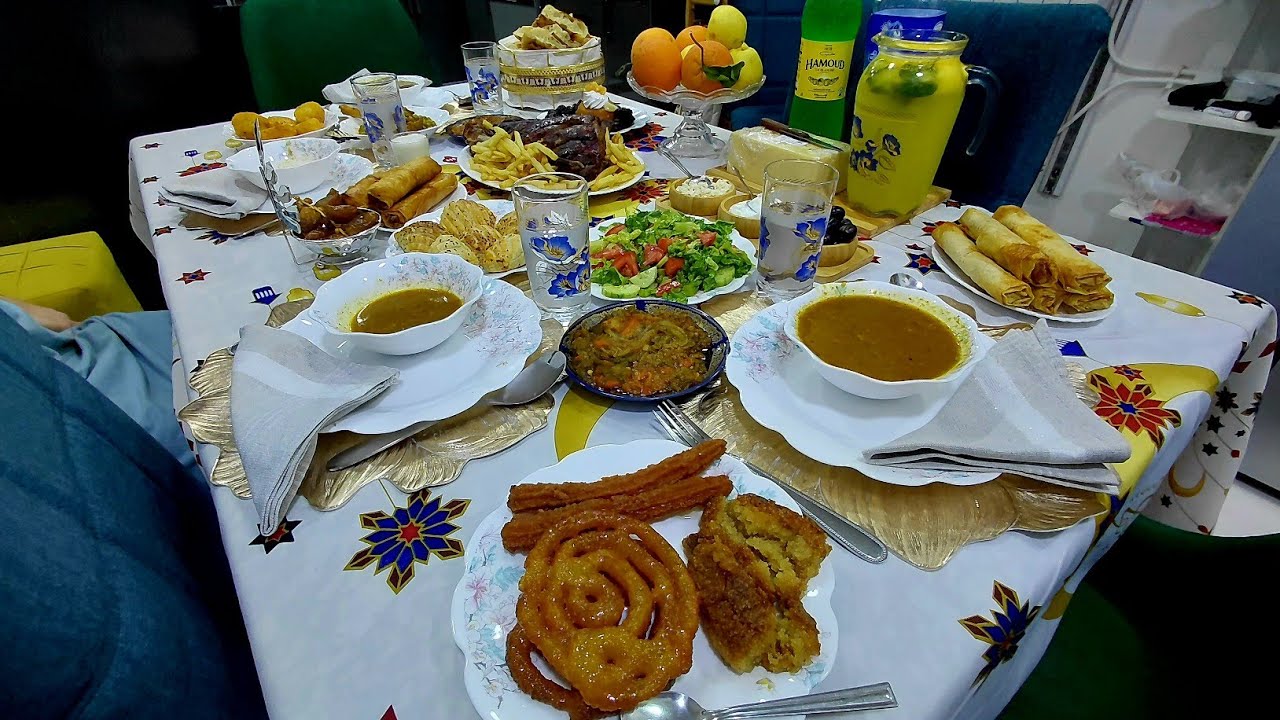 طاولتي المتواضعة لأول يوم رمضان روتين كأي إمرأة جزائرية في رمضان بدون زواق وصفات رمضانية👌