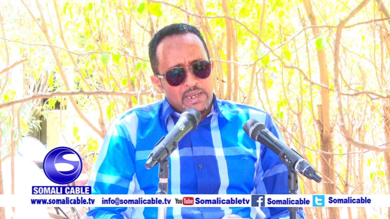 Cabdikariin axmed mooge oo hore wasiir xigeen usoo noqday oo kahadlay cabashada shacabka Hargeysa ee