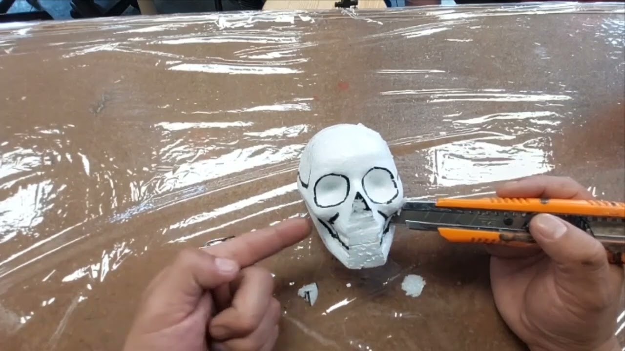 Cráneo con unicel