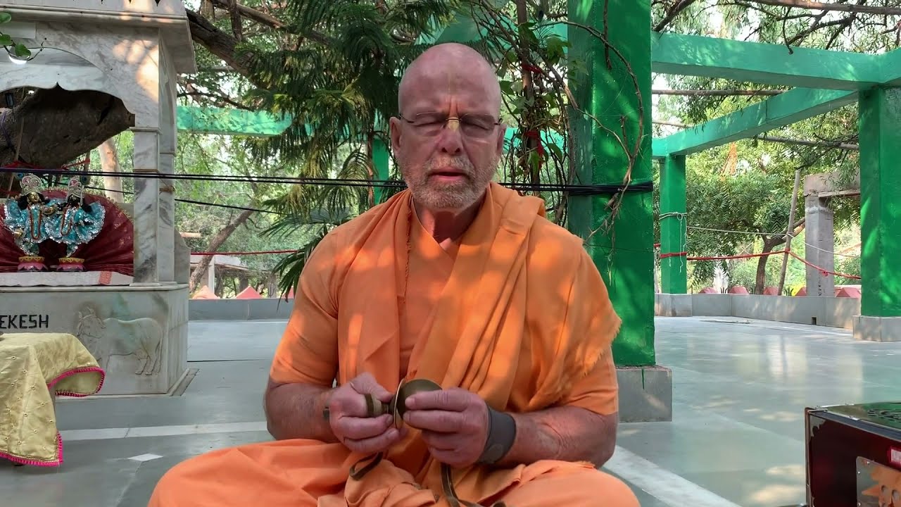 2021_10_30 v2 Mama Mana Mandire, BB Govinda Swami, Vrindavan