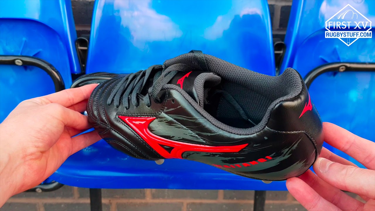 Mizuno Waitangi CL Rugby Boots Black/High Risk Red