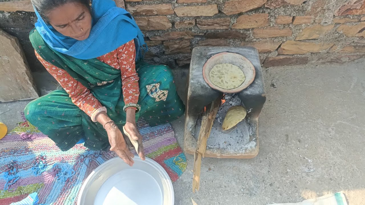 Aaaj Ma Ne Banaya Desi Khana 🥰