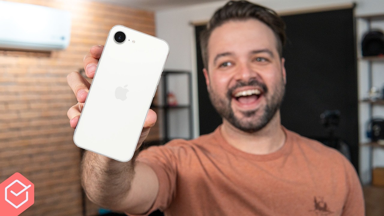 iPHONE 16e se TORNOU o CELULAR APPLE com MELHOR CUSTO BENEFÍCIO para 2026!? // 1 ANO DEPOIS!