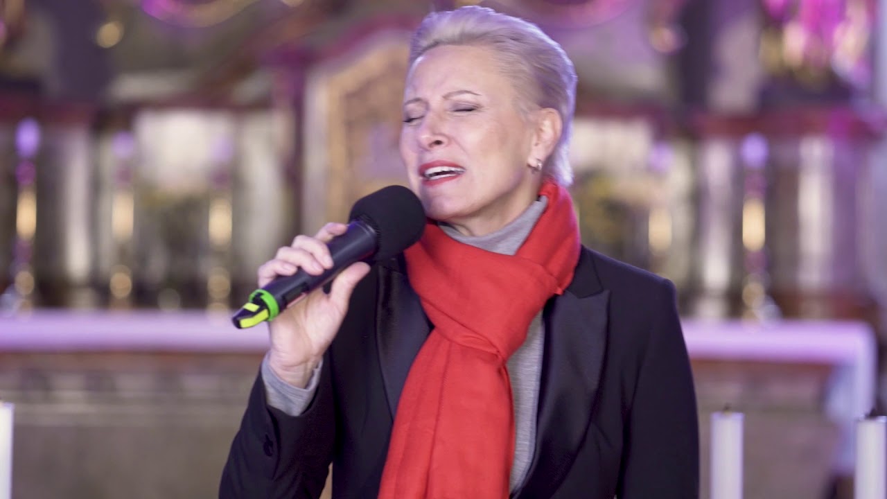 Renata Drössler - Něžně krásná