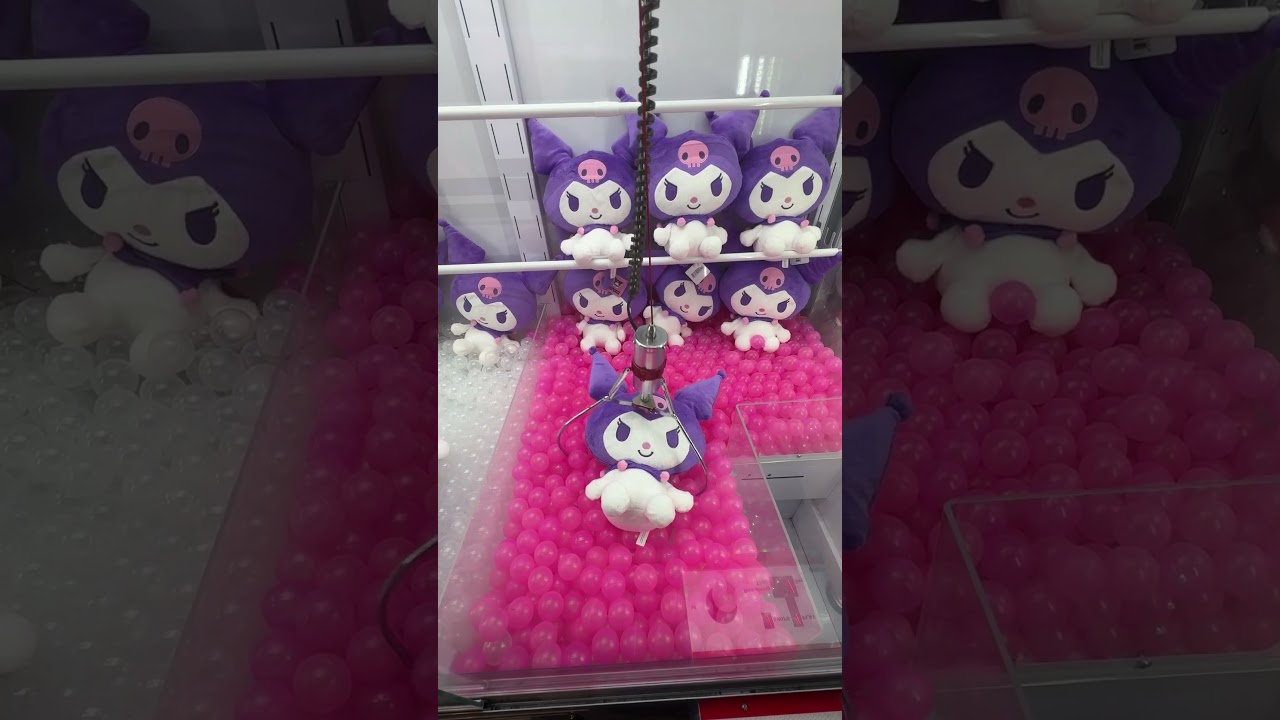 CANNOT STOP WINNING From Round 1 Claw Machines!