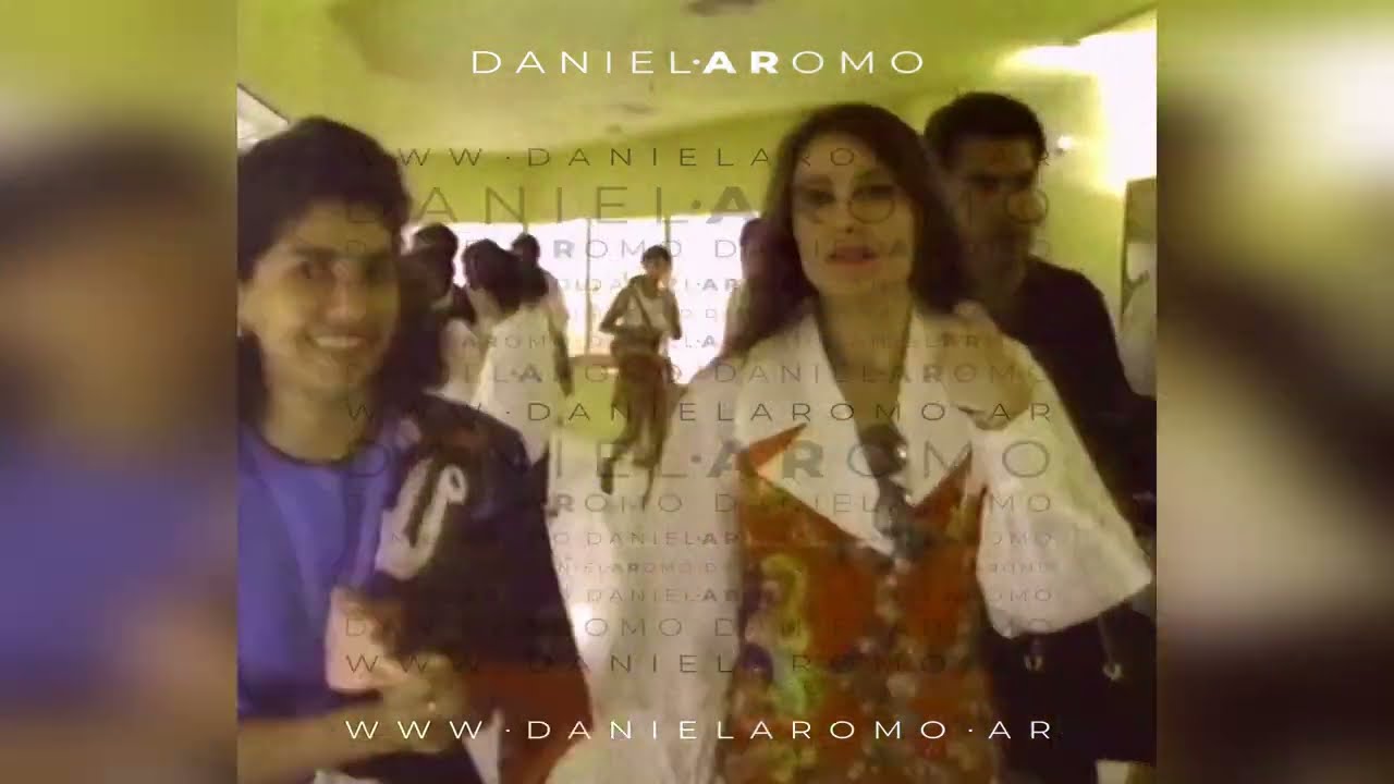 Daniela Romo AR / En Todo Momento Solo Tuya [ Expo Sevilla, 1992 ]