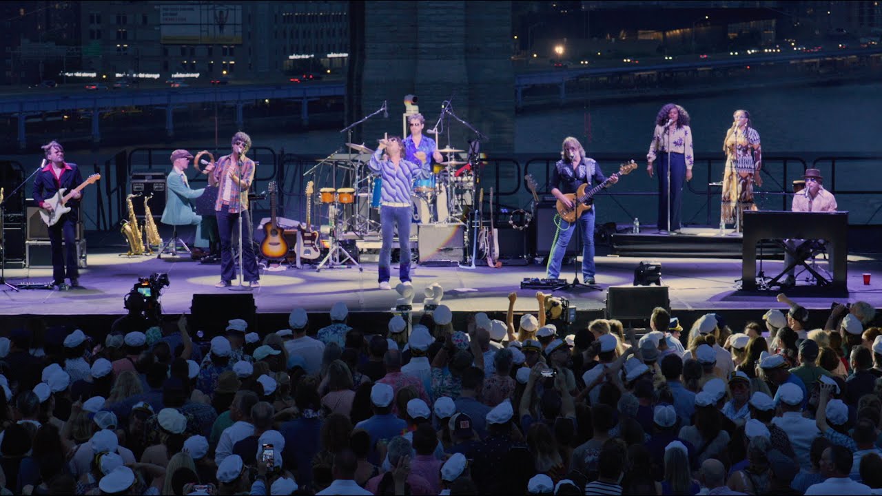 Yacht Rock Revue - 