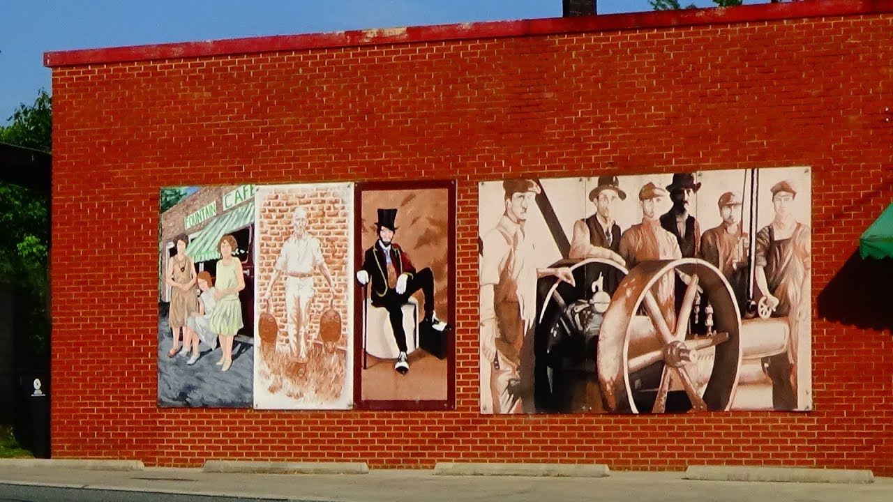 Haw River Musuem with lots of History on Alamance County