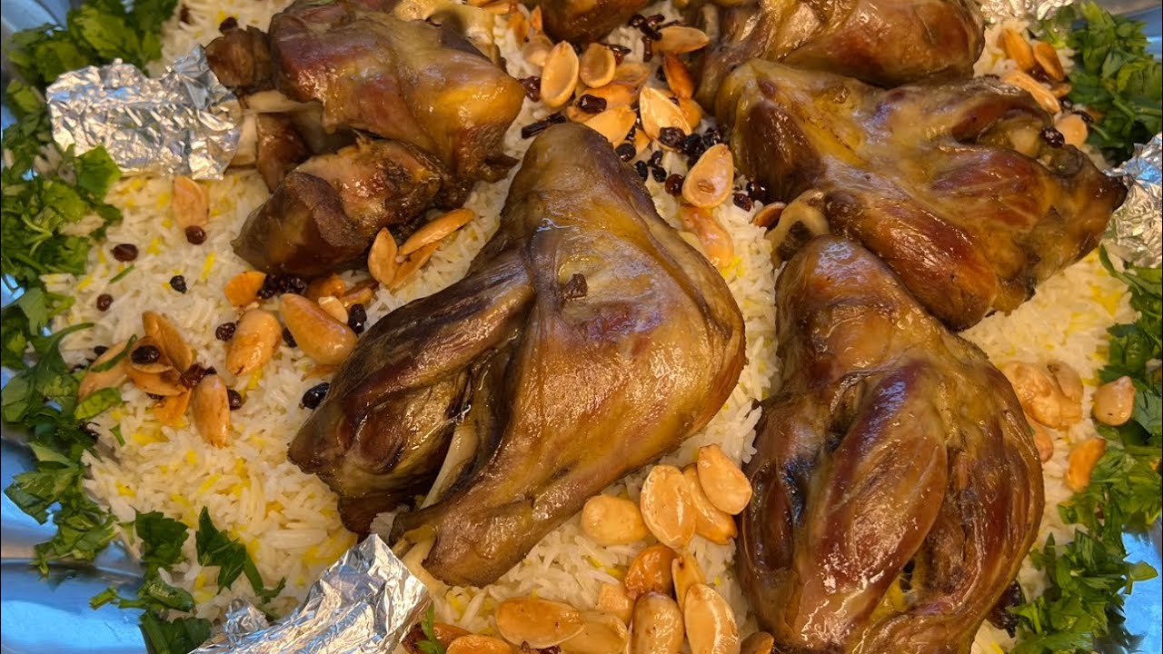اطيب واسهل طريقة عمل موزات اللحم مع الرز والطعم روعه تنفع في العزايم 😋أنصحكم بيه 💐|| Iraki Kozi