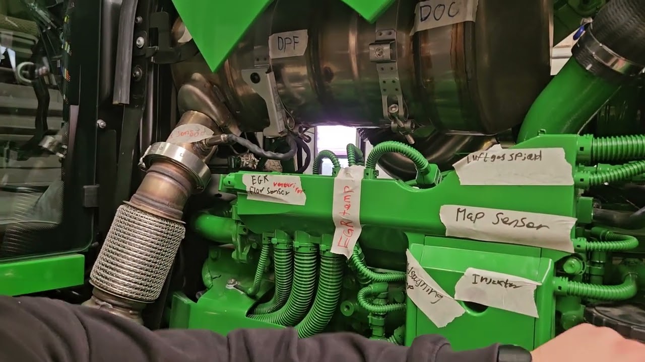 John Deere 6155M (Luftens vej fra indsugning til udstødning)
