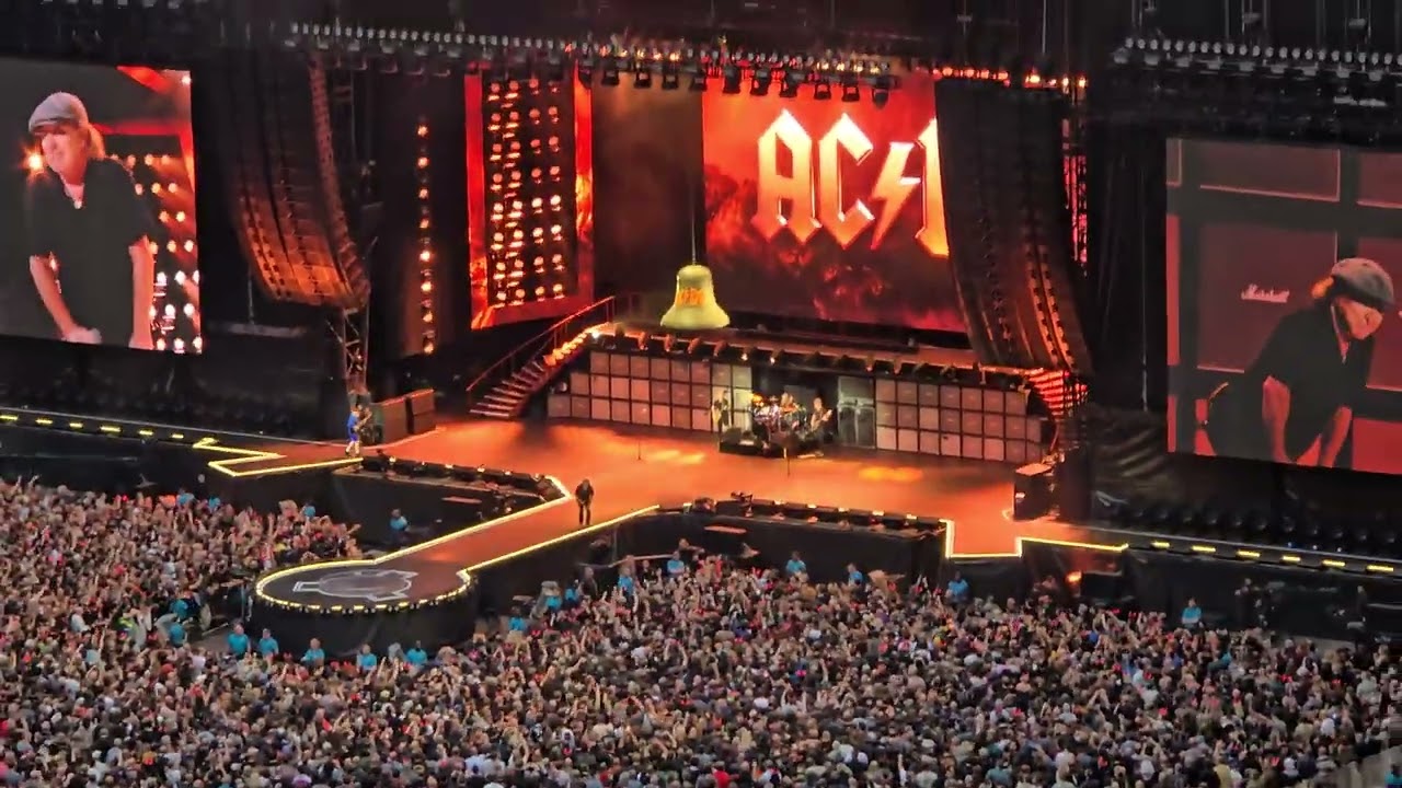 AC⚡️DC - HELLS BELLS /HD/ Wembley Stadium  * 03.07.2024