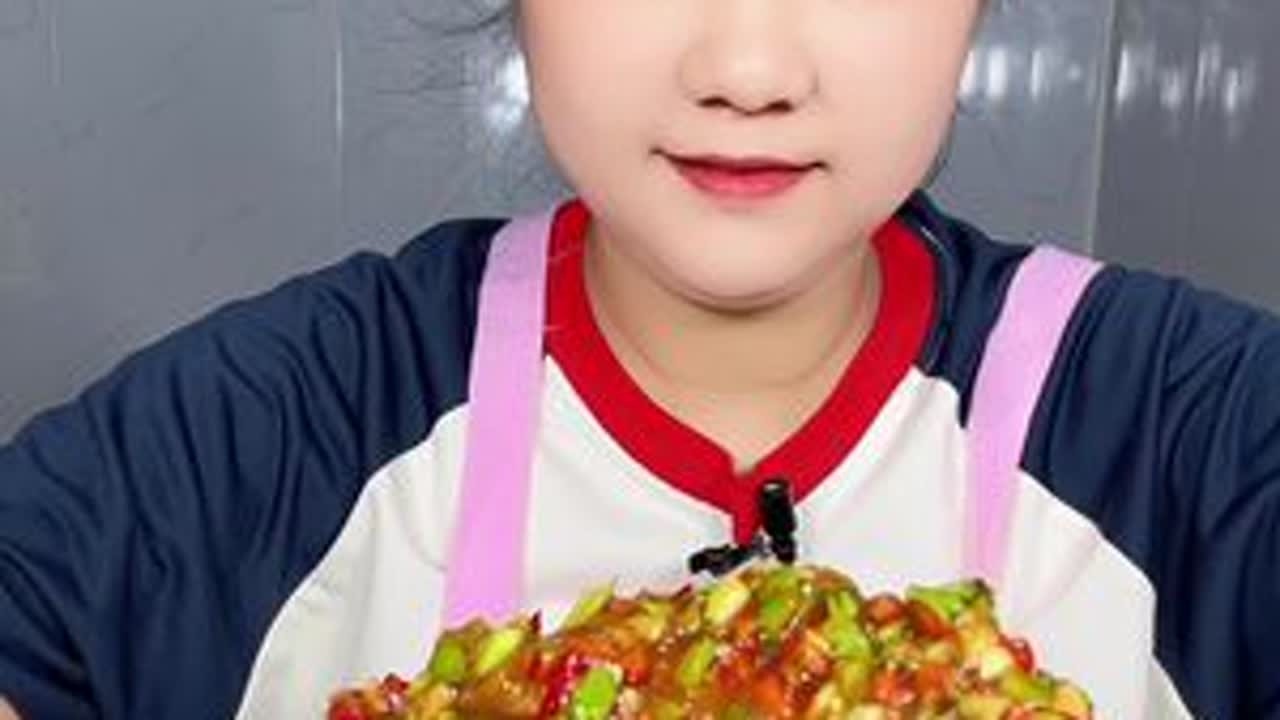好久没吃三文鱼虾仁了，香呀#三文鱼 #三文鱼虾仁 #刺身美食