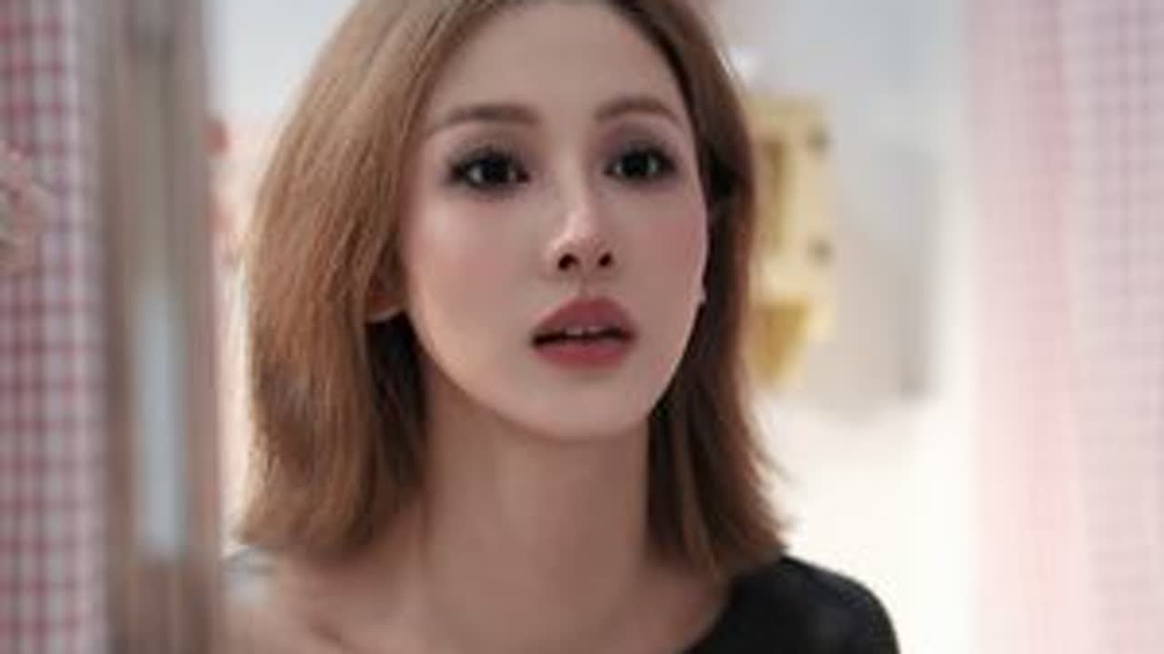 央视裸辞后我发现，普通人快速变强的秘密 ✦ 每天忙到飞起，年底总结却写不出实质性成长？✦ 想学新技能，收藏了100个课程却越学越焦虑？✦ 看同龄人突然逆袭，怀疑自己是不是天生不够聪明？中...