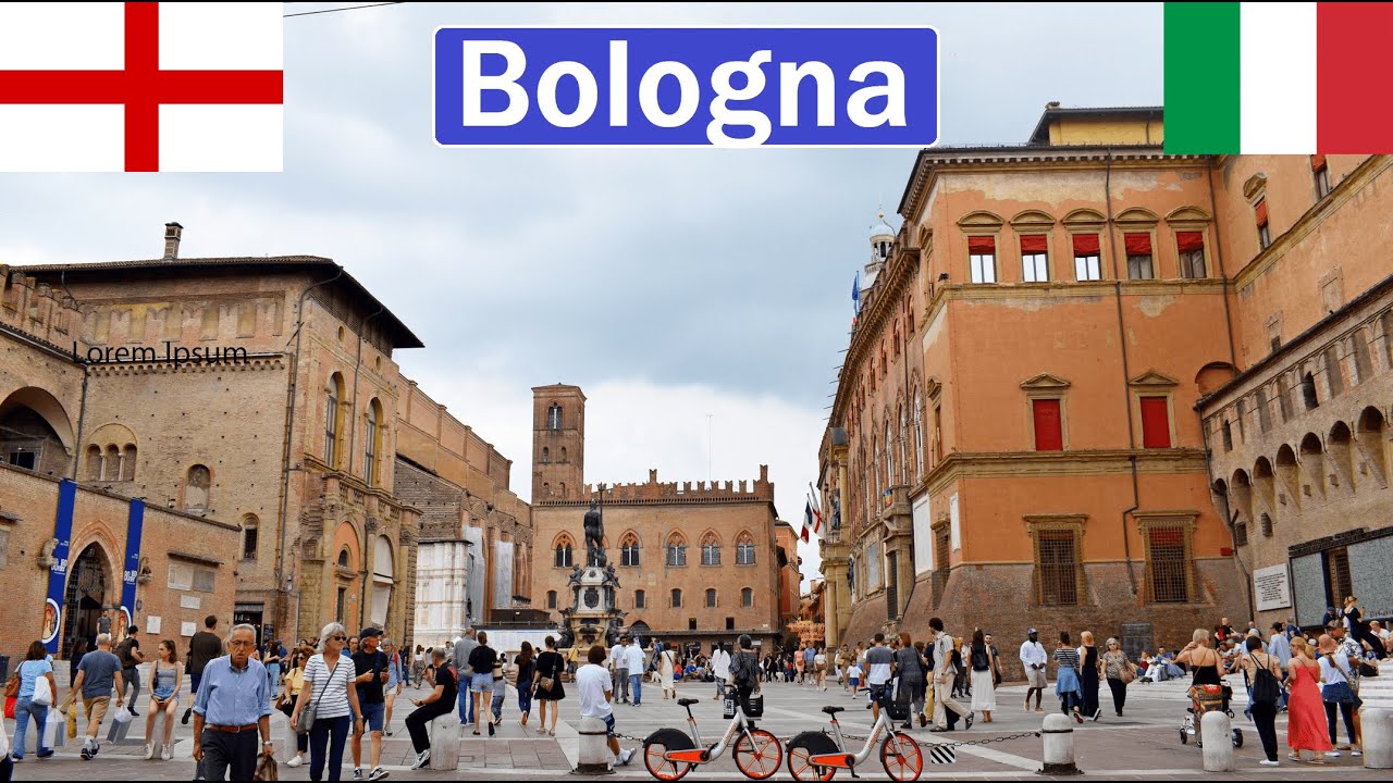 Italy, Bologna walking in old town [4K]