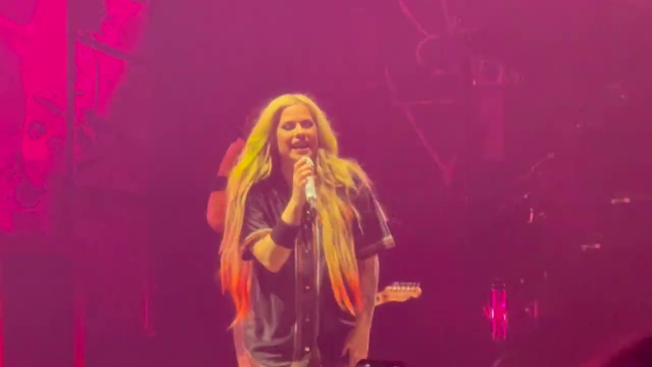 Avril Lavigne Tampa June 2025