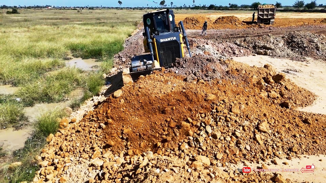 Skilled Operator Shantui DH17C3 Bulldozer Cutting Land & Leveling Huge Land With Dump Trucks 25-Ton