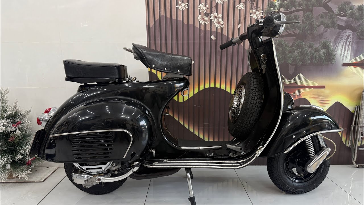 Cụ vespa cổ ( vespa 150 standard ) góc bo tròn say đắm lòng người. 1965 giấy tờ chính chủ sang tên .