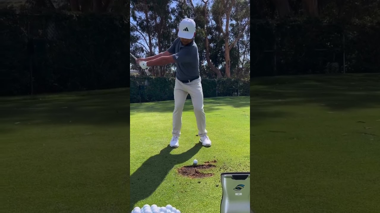 testing the new Apex CB Irons 🧈 What do you like most about Xander&rsquo;s Golf Swing 👇🏼 🎥 -