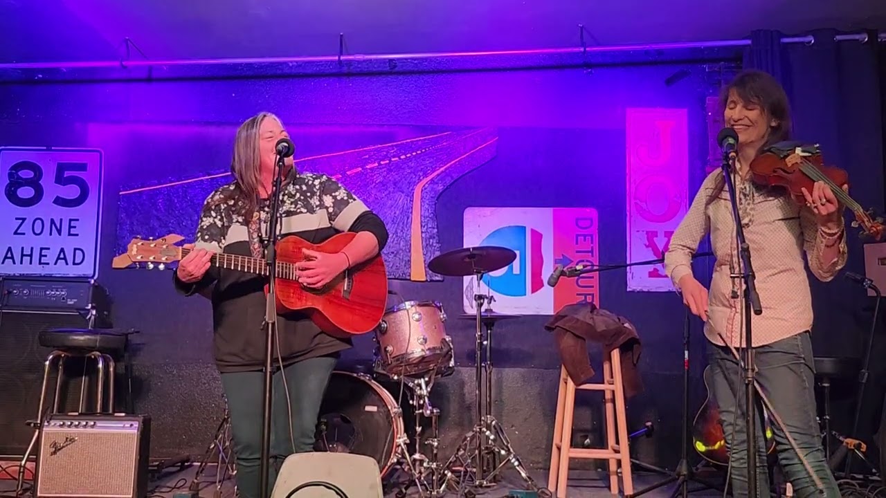 the palms open mic 2.6.26 - kool kat aka esther - take me home country roads