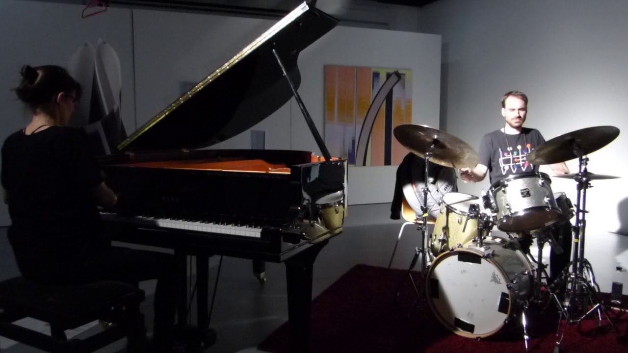 Devin Gray & Verena Zeiner Duo - Live at Kunsthaus, Linz, Austria, 2019-04-04 - BATTLE FATIGUE
