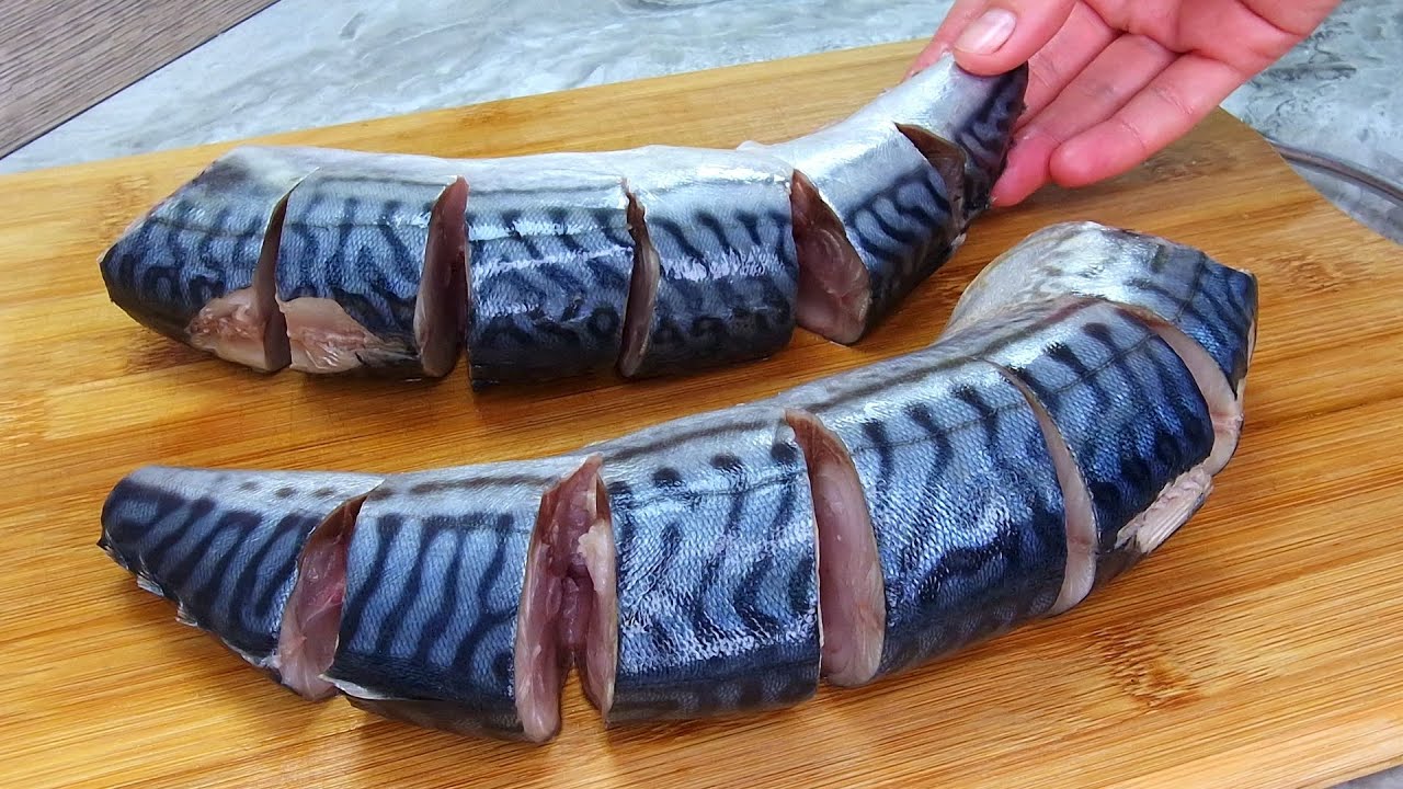 Подруга из Кореи научила меня так вкусно готовить скумбрию! Этот рецепт рыбы удивил всех моих гостей