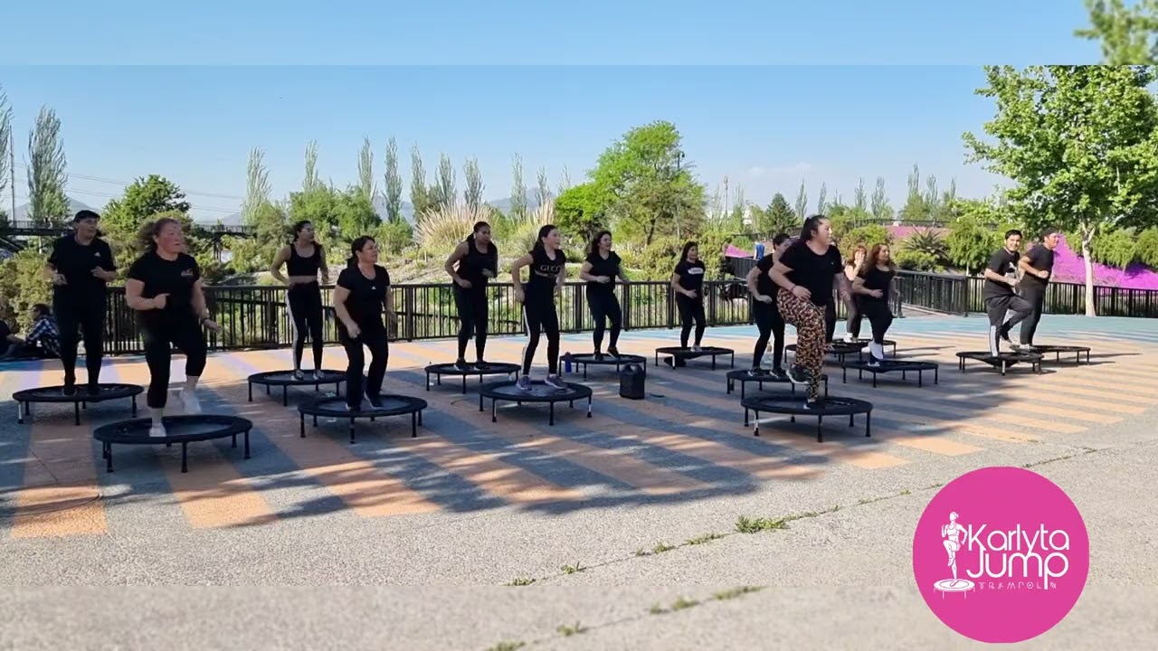 We will rock you - Queen | Jumping trampolin coreo por Karlyta