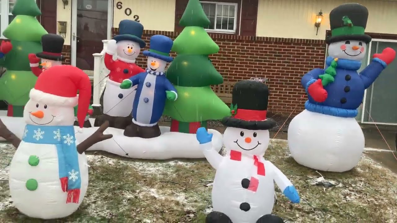 2025/2026 winter inflatable display