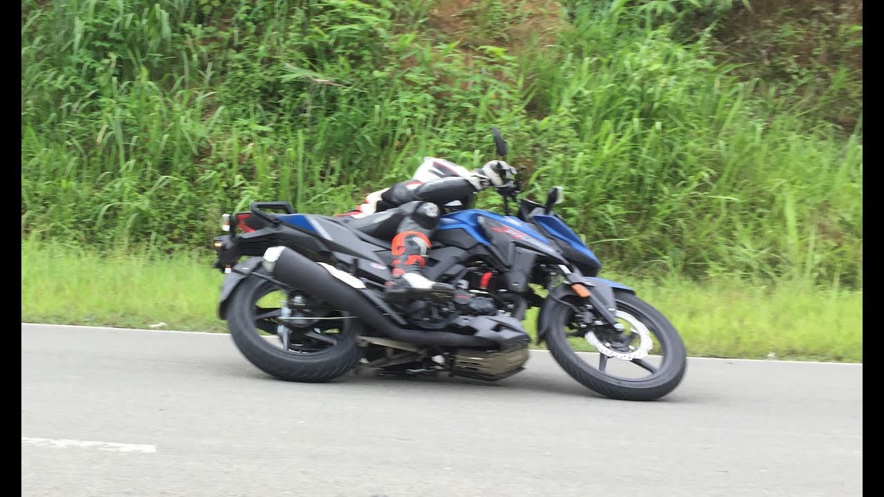 Fun time with Honda X-BLADE 160