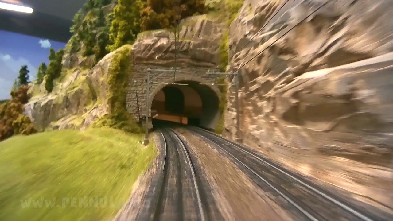 Modelleisenbahn F&uuml;hrerstandsmitfahrt Schweiz Eisenbahn &bdquo;Gotthard S&uuml;d&ldquo; Spur H0 im Porsche TraumWerk