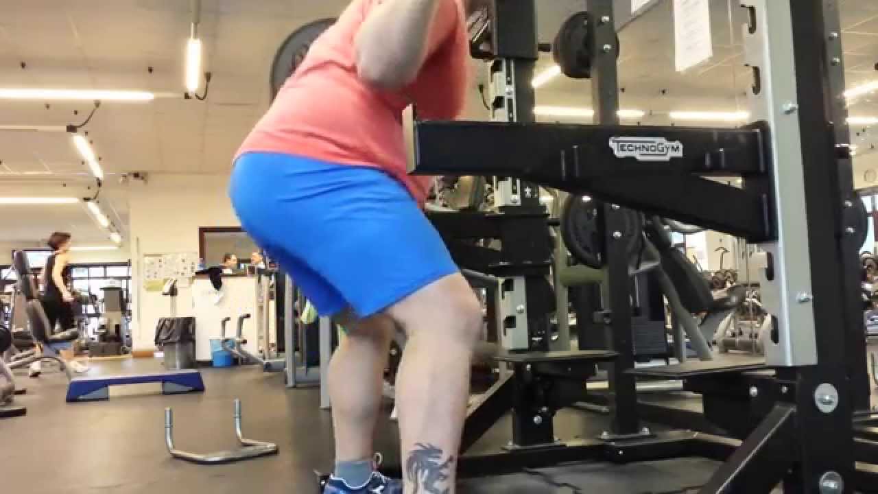 squat 152 kg x 3 x 5 (2&deg; 3&deg;  4&deg; serie)