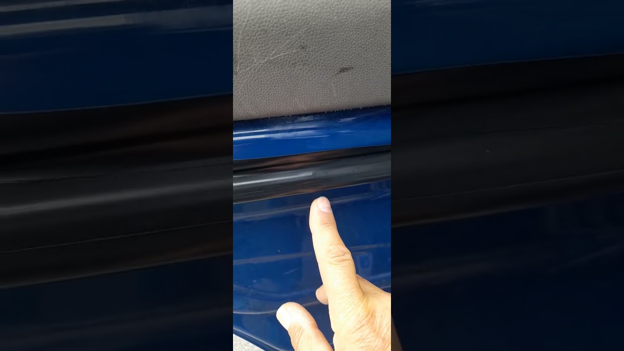 Trattore stradale Scania, tentare di risolvere il problema delle scarpe bagnate sulla pedalino.