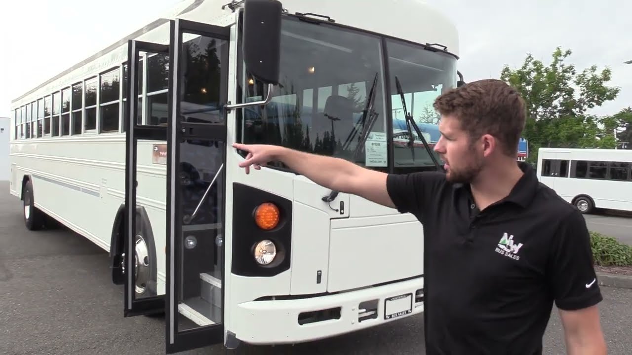 2010 Blue Bird All American 44 Passenger Commercial Bus - B73306
