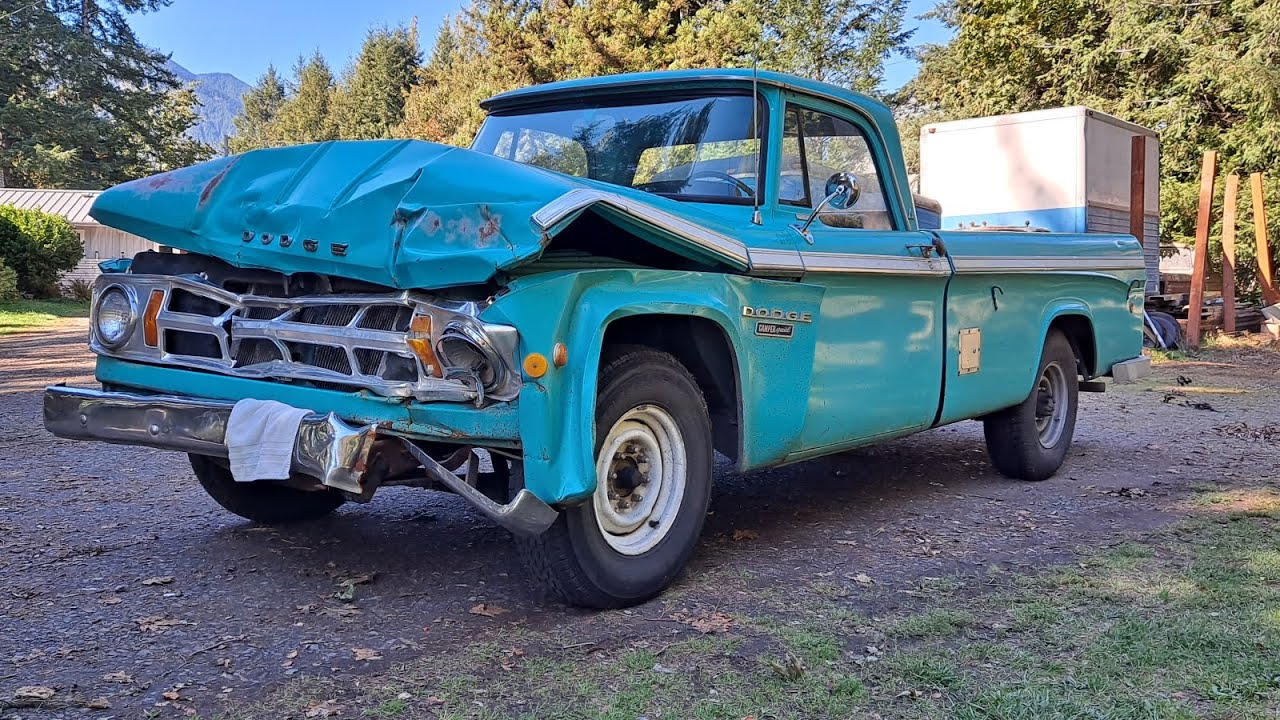 1968 Dodge D200 Sweptline Pickup VS Semi Truck