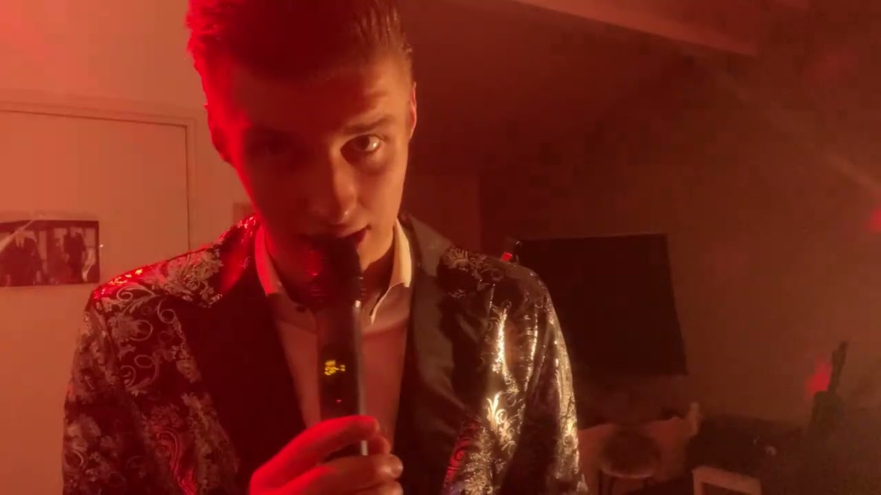 Even lekker aan het zingen geweest en binnen kort komt er een videoclip officieel ￼deel 1