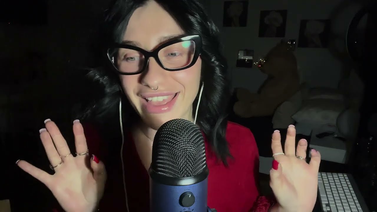 ASMR 😴 cupped whisper ramble + regaliniiii 📦