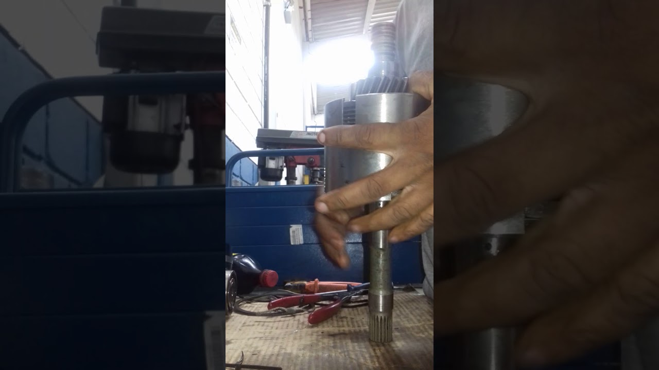 transmissão da empilhadeira clark CMP 2500k