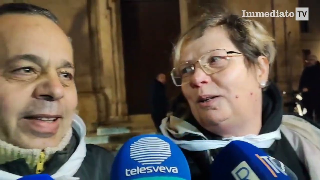 FIACCOLATA PER SIMONE A FOGGIA, I GENITORI: 