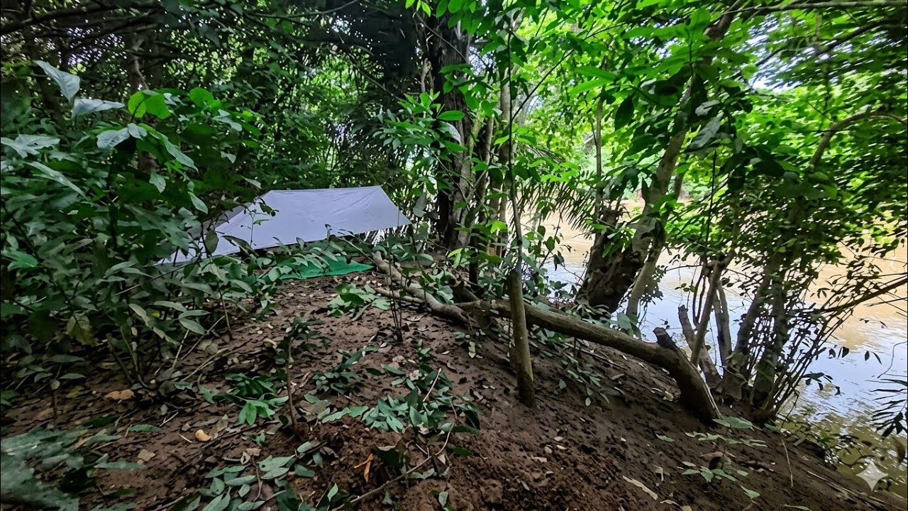Camp fishing hujan deras banjir tetap panen ikan disaat hujan