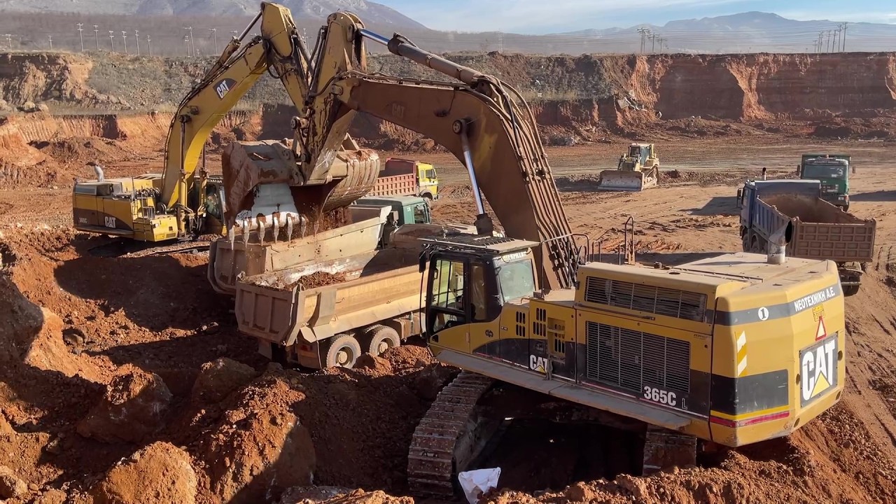 Caterpillar 365C Excavators & D6R Dozer in Giant Mine – Loading Overburden with Precision!