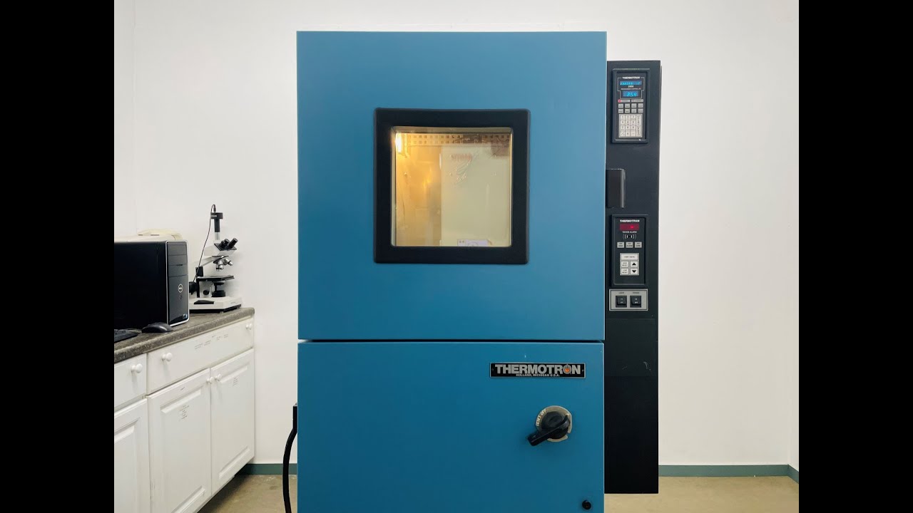 Thermotron S-4C Environmental Chamber