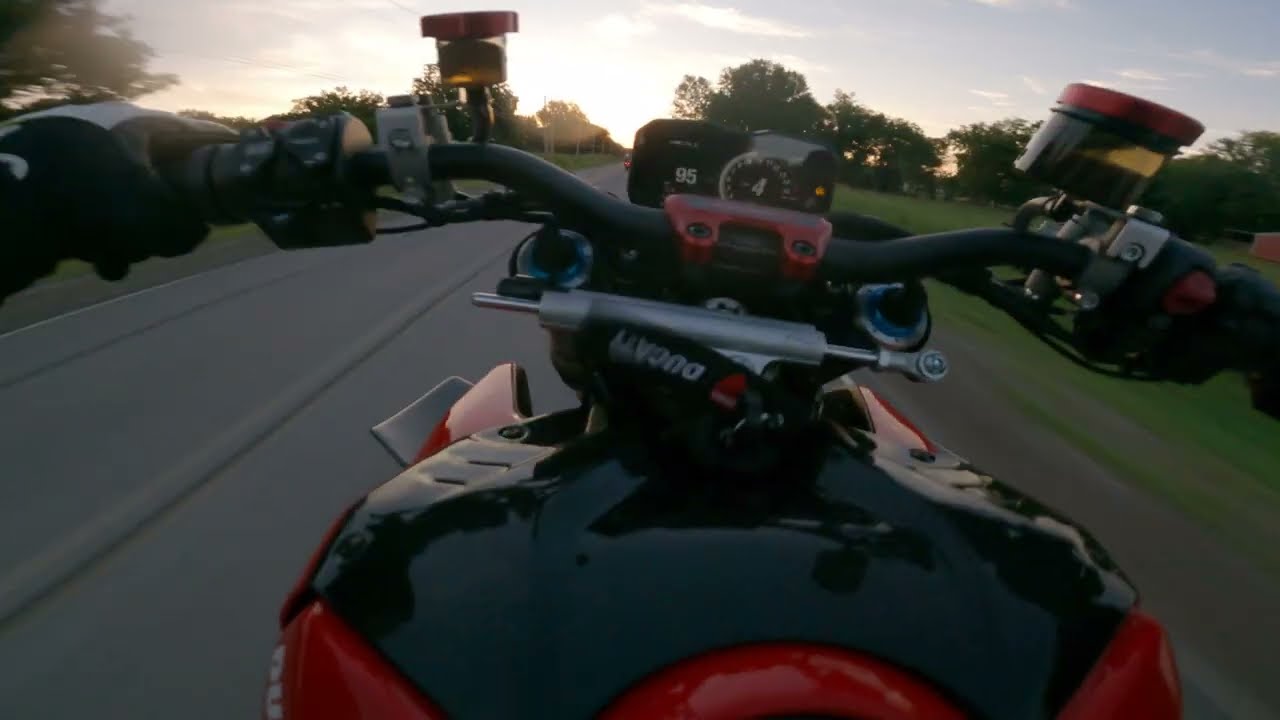 Spavinaw Run // Ducati Streetfighter V4S