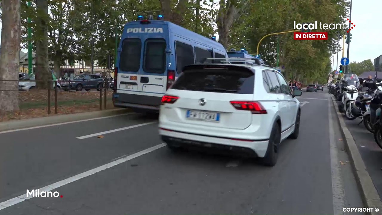 LIVE Champions League, tifosi Dinamo Zagabria a Milano. Corteo verso lo stadio: diretta video