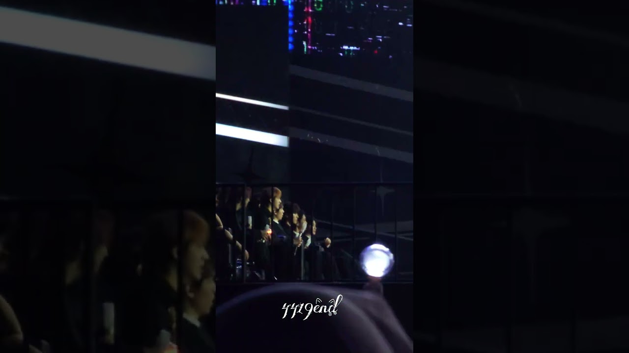 240106 Seventeen (세븐틴) reaction to BoyNextDoor - But Sometimes @ Golden Disc Awards 2024 골든디스크 어워즈