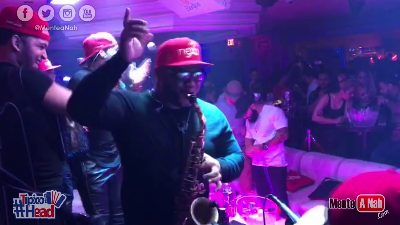 Botao De Kikito Sax El Cachimbo que Habla NEXO @ BonFire (NJ)