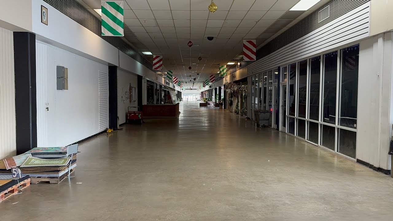 ExLog Live at the nearly abandoned Pennrose Mall in Reidsville, NC (Pre-Hurricane Helene)