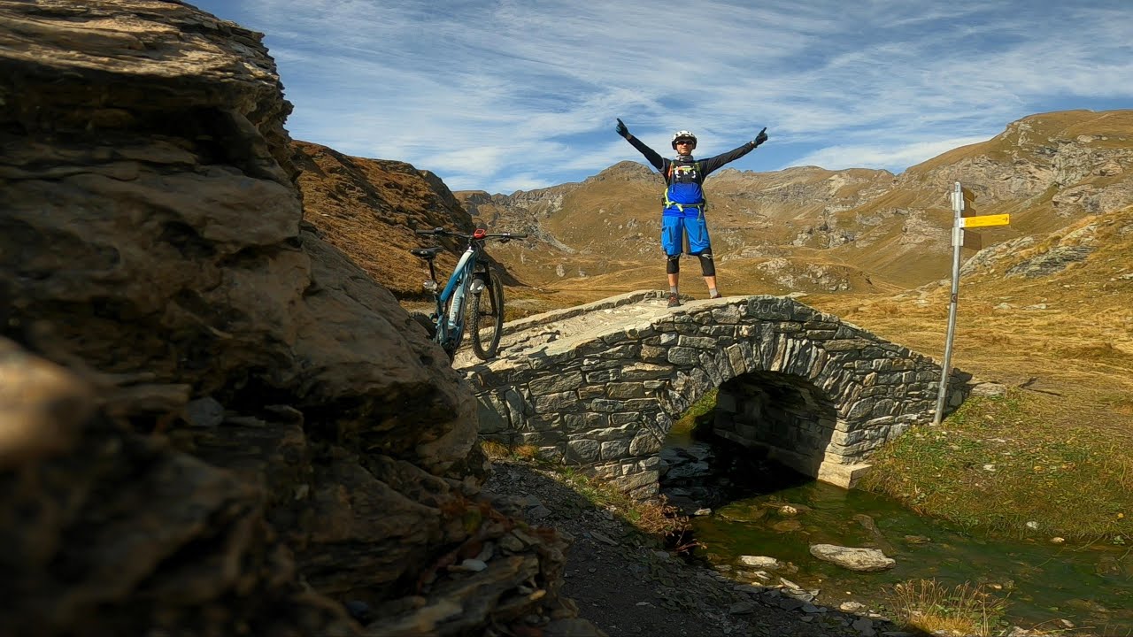 Epico giro in e-MTB in Val d'Ayas al Col Palasinaz 2670mt